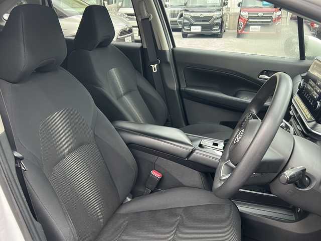 日産 ノート X 沖縄県 2020(令2)年 2.6万km ピュアホワイトパール 純正メーカーオプションナビ　/　（AM/FM/BT/HDMI）　/フルセグTV　/アラウンドビューモニター　/スマートルームミラー　/エマージェンシーブレーキ　/ドラレコ　/置くだけ充電　/LEDヘッドライト/オートライト/オートハイビーム/純正フロアマット/ETC2.0/スマートキー