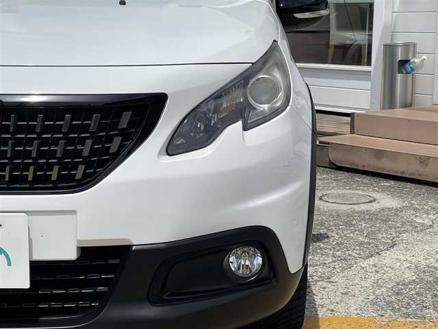 プジョー ２００８ GTライン 神奈川県 2018(平30)年 3万km 白 ワンオーナー/純正オーディオ/クルーズコントロール/キセノンライト/コーナーセンサー/ハーフレザーシート/ルーフレール/キーレス×2/保証書/取扱説明書/R1/2/3/5ディーラー記録簿有り