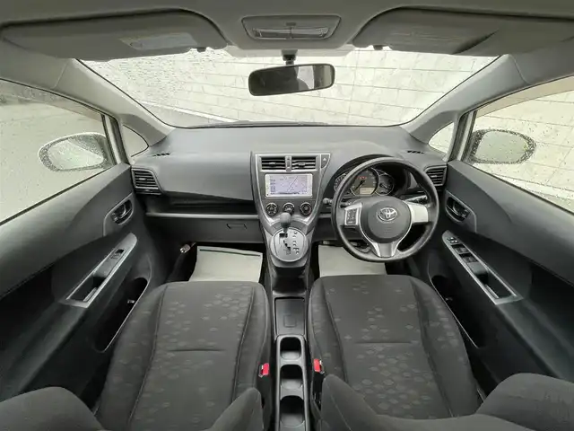 トヨタ ラクティス X 山形県 2012(平24)年 7.1万km ホワイトパールクリスタルシャイン 禁煙車/純正ナビ/・TV/AM/FM/DVD/Bluetooth/スペアキー/ダブルエアバック/社外14インチAW/保証書