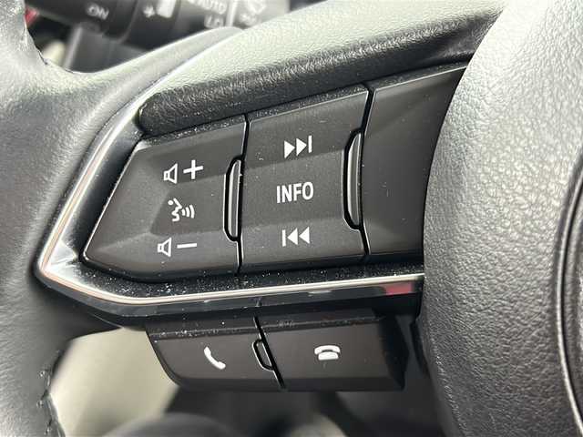 マツダ デミオ 13S ノーブルクリムゾン 愛知県 2017(平29)年 5.9万km スノーフレイクホワイトパールマイカ 純正8型メーカーオプションナビ【Bluetooth CD DVD USB AUX フルセグ】/全方位カメラ/ヘッドアップディスプレイ/ETC/i-active sense/・衝突軽減ブレーキ/・レーンキープアシスト/・レーダークルーズコントロール/横滑り防止装置/交通標識認識機能/ドライバーアテンションアラート/ブラインドスポットモニター/クリアランスソナー/前席シートヒーター/アダプティブLEDヘッドライト/オートマチックハイビーム/オートライト/フォグランプ/ステアリングリモコン/禁煙車