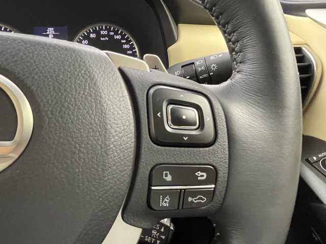 レクサス ＮＸ 300h Iパッケージ 大分県 2014(平26)年 3.6万km ソニッククォーツ 純正ナビ/パノラミックビューモニター/TV/Bluetooth/プリクラッシュセーフティ/レーダークルーズ/レーンキープ/パワーバックドア/HUD/BSM/3眼LEDヘッドライト/サンルーフ/メモリ付パワーシート/ETC/フロアマット