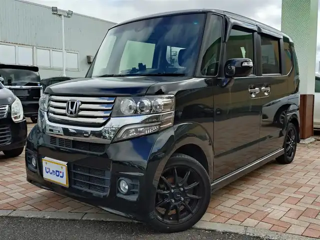 ホンダ Ｎ ＢＯＸ カスタム ターボ SSパッケージ 新潟県 2015(平27)年 7.2万km スマートブラック (株)IDOMが運営する【じしゃロン新潟店】の自社ローン専用車両になります。/こちらは現金またはオートローンご利用時の価格です。自社ローンご希望の方は別途その旨お申付け下さい/純正ナビ/FM/AM/CD/DVD視聴可能/ワンセグTV視聴可能(走行中視聴不可)/Bluetooth接続可能/バックカメラ/ETC/プッシュスタート/パドルシフト/両側パワースライドドア/シートカバー付き/前方のみドライブレコーダー(DRY-ST300)/純正フロアマット/電動格納ウィンカーミラー/横滑り防止装置/衝突被害軽減システム/スマートキー/スペアキー×１/取扱説明書