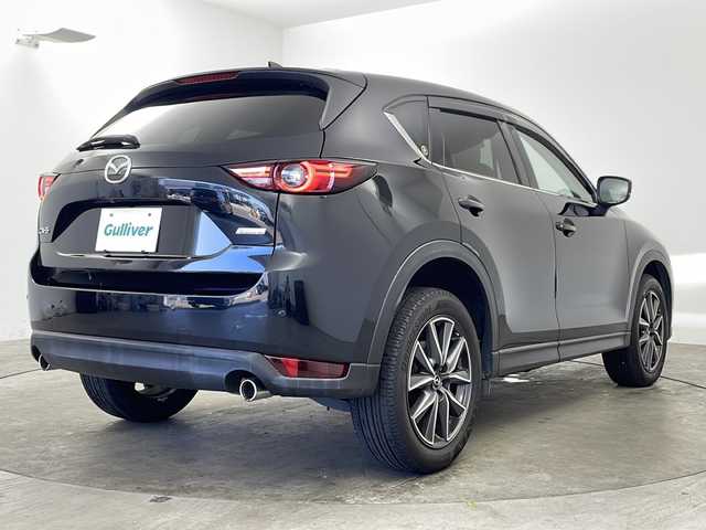マツダ ＣＸ－５ XD プロアクティブ 兵庫県 2017(平29)年 1.6万km ジェットブラックマイカ ・電動スライドガラスサンルーフ（チルトアップ機構付）/・ＣＤ／ＤＶＤプレーヤー＋地上デジタルＴＶチューナー（フルセグ）/・純正ナビ＆フルセグ＆USB＆DVD/・バックカメラ/・サイドカメラ/・BSM/・i-ACTIVSENSE/・衝突被害軽減ブレーキ/・AT誤発進抑制制御/・BSM（ブラインド・スポット・モニタリング）/・RCTA（リア・クロス・トラフィック・アラート）/・オートハイビーム/・ステアリングヒーター/・シートヒーター/・白レザーシート/・前後コーナーセンサー/・ステアリングリモコン/・レーダークルーズコントロール/・全方位ドライブレコーダー/・純正フロアマット/・LEDライト/・フォグ/・純正19インチアルミホイール/・スマートキー/・スペアキー/・プッシュスタート/・パワーバックドア/・ステアリングヒーター/・ブレーキホールド