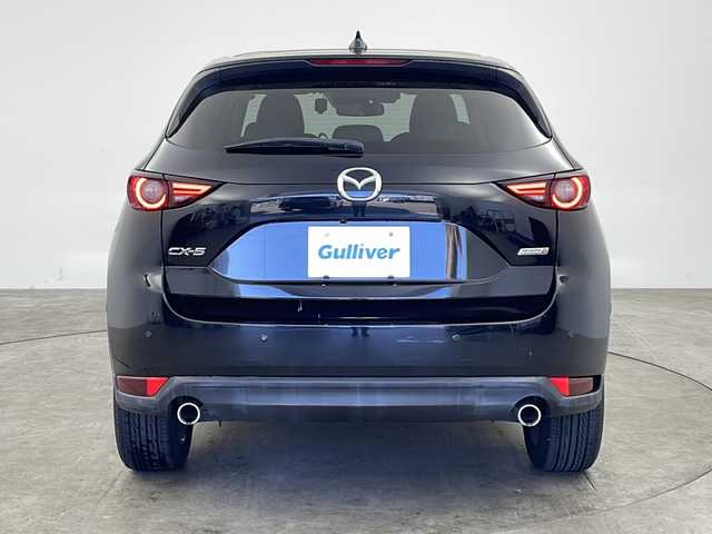 マツダ ＣＸ－５ XD プロアクティブ 兵庫県 2017(平29)年 1.6万km ジェットブラックマイカ ・電動スライドガラスサンルーフ（チルトアップ機構付）/・ＣＤ／ＤＶＤプレーヤー＋地上デジタルＴＶチューナー（フルセグ）/・純正ナビ＆フルセグ＆USB＆DVD/・バックカメラ/・サイドカメラ/・BSM/・i-ACTIVSENSE/・衝突被害軽減ブレーキ/・AT誤発進抑制制御/・BSM（ブラインド・スポット・モニタリング）/・RCTA（リア・クロス・トラフィック・アラート）/・オートハイビーム/・ステアリングヒーター/・シートヒーター/・白レザーシート/・前後コーナーセンサー/・ステアリングリモコン/・レーダークルーズコントロール/・全方位ドライブレコーダー/・純正フロアマット/・LEDライト/・フォグ/・純正19インチアルミホイール/・スマートキー/・スペアキー/・プッシュスタート/・パワーバックドア/・ステアリングヒーター/・ブレーキホールド