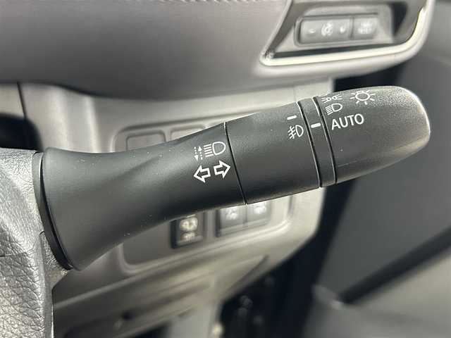 日産 セレナ e－パワー ハイウェイスター V 大阪府 2020(令2)年 3.4万km ダイヤモンドブラック ProPILOT 純正ナビ(フルセグ/DVD再生/Blu-ray/Bluetooth) 360カメラ 後席モニター パークアシスト 衝突軽減 レーダークルコン BSM クリアランスソナー 前後ドラレコ
