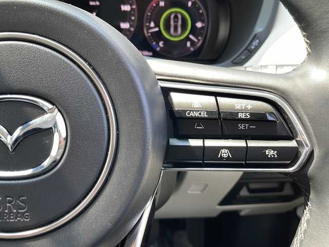 マツダ ＣＸ－６０ XD HV エクスクルーシブモダン 道北・旭川 2022(令4)年 4.6万km ロジウムホワイトプレミアムメタリック ・４ＷＤ/・禁煙者/・純正ナビ/　ＴＶ・USB・スマホ連携・ＢＴ・HDMI/・BOSEサウンドシステム/・白本革シート/・シースルービュー/・前席パワーシート＆エアシート/・全席シートヒーター/・Ｄ席メモリーシート/・純正２０インチアルミホイール/・パドルシフト/・ステアリングヒーター/・パワーバックドア/・ワイパーデアイサー/・社外ドライブレコーダー/・マツダコネクティッドサービス/・マツダi-ACTIVSENSE/　ハイ・ビーム・コントロールシステム/　アダプティブ・LED・ヘッドライト/　車線逸脱警報システム/　ブラインド・スポット・モニタリング/　交通標識認識システム/　ディスタンス＆スピード・アラート/　前後側方接近車両認知/　360°ビューモニター/　ドライバー・アテンション・アラート/　ドライバー・モニタリング/　マツダ・レーダー・クルーズ・コントロール/　クルージング＆トラフィック・サポート/　レーンキープ・アシスト・システム/　緊急時車線維持支援/　スマート・ブレーキ・サポート/　AT誤発進抑制制御/・ヘッドアップディスプレイ/・新車時保証書/取説/・ETC