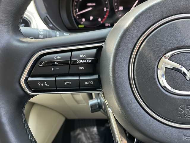 マツダ ＣＸ－６０ XD HV エクスクルーシブモダン 道北・旭川 2022(令4)年 4.6万km ロジウムホワイトプレミアムメタリック ・４ＷＤ/・禁煙者/・純正ナビ/　ＴＶ・USB・スマホ連携・ＢＴ・HDMI/・BOSEサウンドシステム/・白本革シート/・シースルービュー/・前席パワーシート＆エアシート/・全席シートヒーター/・Ｄ席メモリーシート/・純正２０インチアルミホイール/・パドルシフト/・ステアリングヒーター/・パワーバックドア/・ワイパーデアイサー/・社外ドライブレコーダー/・マツダコネクティッドサービス/・マツダi-ACTIVSENSE/　ハイ・ビーム・コントロールシステム/　アダプティブ・LED・ヘッドライト/　車線逸脱警報システム/　ブラインド・スポット・モニタリング/　交通標識認識システム/　ディスタンス＆スピード・アラート/　前後側方接近車両認知/　360°ビューモニター/　ドライバー・アテンション・アラート/　ドライバー・モニタリング/　マツダ・レーダー・クルーズ・コントロール/　クルージング＆トラフィック・サポート/　レーンキープ・アシスト・システム/　緊急時車線維持支援/　スマート・ブレーキ・サポート/　AT誤発進抑制制御/・ヘッドアップディスプレイ/・新車時保証書/取説/・ETC