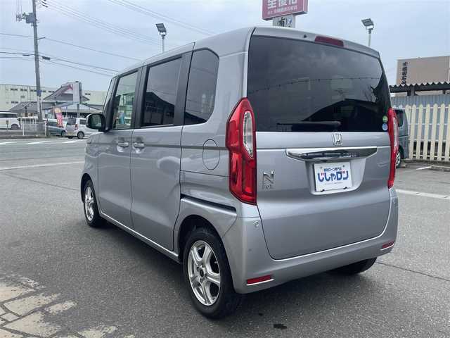 ホンダ Ｎ ＢＯＸ G L ターボ ホンダセンシング 秋田県 2020(令2)年 8.4万km ルナシルバーM (株)IDOMが運営する【じしゃロン 秋田店】の自社ローン専用車両になります。こちらは現金またはオートローンご利用時の価格です。自社ローンご希望の方は別途その旨お申付け下さい/////////メモリナビ/両側パワースライドドア/プッシュスタート/ETC/ドアバイザー/スマートキー/シートヒーター