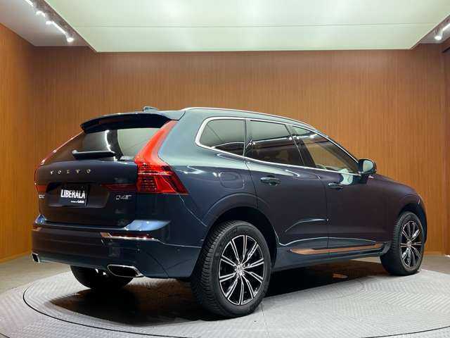 ボルボ ＸＣ６０ D4 AWD インスクリプション 千葉県 2018(平30)年 4.7万km デニムブルーメタリック パノラマＳＲ　/純正ナビ　/３６０°カメラ　/ＡＣＣ/ＢＳＭ　/レザーシート　/シートヒーター　/ベンチレーター　/パワーシート　/ＬＥＤヘッドライト　/ハイビームアシスト　/電動リアゲート　/パーキングアシスト