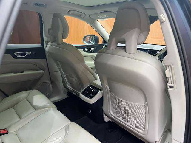 ボルボ ＸＣ６０ D4 AWD インスクリプション 千葉県 2018(平30)年 4.7万km デニムブルーメタリック パノラマＳＲ　/純正ナビ　/３６０°カメラ　/ＡＣＣ/ＢＳＭ　/レザーシート　/シートヒーター　/ベンチレーター　/パワーシート　/ＬＥＤヘッドライト　/ハイビームアシスト　/電動リアゲート　/パーキングアシスト