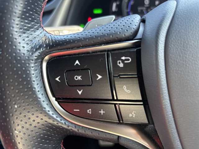 レクサス ＥＳ 300h Fスポーツ 福岡県 2020(令2)年 2.7万km レッドマイカクリスタルシャイン レクサスセーフティシステム/ブラインドスポットモニター/シーケンシェルウィンカー/LEDヘッド/純正ナビ/フルセグTV/サンシェード/パワーシート/パドルシフト/レーダークルコン/クリアランスソナー/純正アルミホイール/純正フロアマット/TVキャンセラー/レクサス純正エンジンスターター/レーンキープアシスト/電動リアゲート/シートメモリ/ステアリングヒーター/ビルトインETC2.0