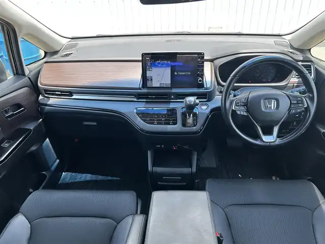 ホンダ オデッセイ アブソルート EX 熊本県 2022(令4)年 4.9万km プレミアムスパークルブラックパール 純正SDナビ/・AM/FM/CD/DVD/BT/HDMI/・フルセグTV/・全周囲カメラ/フリップダウンモニター/ホンダセンシング/・衝突軽減ブレーキ/・先行車発進お知らせ/・歩行者事故低減ステアリング/・路外逸脱抑制機能/・標識認識機能/・アダプティブクルーズコントロール/・ブラインドスポットモニター/・オートハイビーム/ETC2.0/前席パワーシート/・ハーフレザーシート/・前席シートヒーター/パワーテールゲート/両側電動スライドドア/革巻きステアリング/・ステアリングスイッチ/電動パーキングブレーキ/オートホールド/LEDヘッドライト/LEDフォグランプ/パドルシフト/純正フロアマット/ドアバイザー/電動格納ミラー/・ウインカーミラー/アイドリングストップ/プッシュスタート
