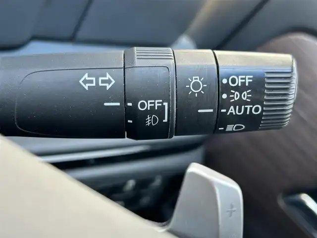 ホンダ オデッセイ アブソルート EX 熊本県 2022(令4)年 4.9万km プレミアムスパークルブラックパール 純正SDナビ/・AM/FM/CD/DVD/BT/HDMI/・フルセグTV/・全周囲カメラ/フリップダウンモニター/ホンダセンシング/・衝突軽減ブレーキ/・先行車発進お知らせ/・歩行者事故低減ステアリング/・路外逸脱抑制機能/・標識認識機能/・アダプティブクルーズコントロール/・ブラインドスポットモニター/・オートハイビーム/ETC2.0/前席パワーシート/・ハーフレザーシート/・前席シートヒーター/パワーテールゲート/両側電動スライドドア/革巻きステアリング/・ステアリングスイッチ/電動パーキングブレーキ/オートホールド/LEDヘッドライト/LEDフォグランプ/パドルシフト/純正フロアマット/ドアバイザー/電動格納ミラー/・ウインカーミラー/アイドリングストップ/プッシュスタート