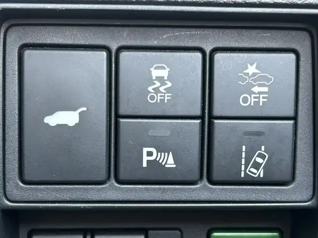 ホンダ オデッセイ アブソルート EX 熊本県 2022(令4)年 4.9万km プレミアムスパークルブラックパール 純正SDナビ/・AM/FM/CD/DVD/BT/HDMI/・フルセグTV/・全周囲カメラ/フリップダウンモニター/ホンダセンシング/・衝突軽減ブレーキ/・先行車発進お知らせ/・歩行者事故低減ステアリング/・路外逸脱抑制機能/・標識認識機能/・アダプティブクルーズコントロール/・ブラインドスポットモニター/・オートハイビーム/ETC2.0/前席パワーシート/・ハーフレザーシート/・前席シートヒーター/パワーテールゲート/両側電動スライドドア/革巻きステアリング/・ステアリングスイッチ/電動パーキングブレーキ/オートホールド/LEDヘッドライト/LEDフォグランプ/パドルシフト/純正フロアマット/ドアバイザー/電動格納ミラー/・ウインカーミラー/アイドリングストップ/プッシュスタート