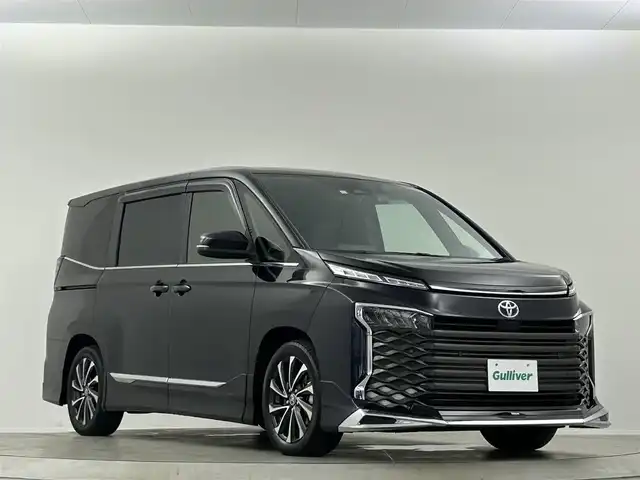 トヨタ ヴォクシー ハイブリッド S－Z 埼玉県 2023(令5)年 4.1万km スパークリングブラックパールクリスタルシャイン ワンオーナー　純正１０．５型ＤＡ　快適利便ＰＫＧ　ＥＴＣ２．０　フルセグＴＶ　Ｂカメラ　追従走行　ドラレコ　Ｂｌｕｅｔｏｏｔｈ　ＬＥＤヘッドライト　ハーフレザー　モデリスタエアロ　ＣＤ／ＤＶＤ　禁煙車