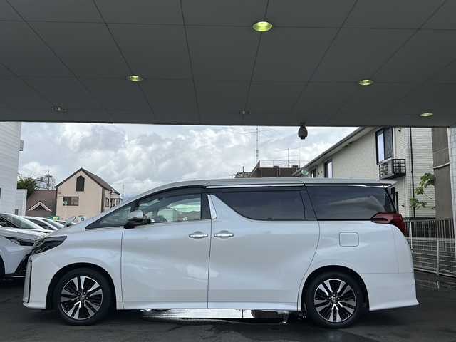 トヨタ アルファード S Cパッケージ 京都府 2019(令1)年 9.8万km ホワイトパールクリスタルシャイン 純正ナビ(NSZT-Z68)/バックカメラ/サンルーフ/電動リアゲート/両側パワースライドドア/レーダークルーズコントロール/メモリーパワーシート/シートヒーター/エアーシート/クリアランスソナー/3眼LEDヘッドライト/ビルトインETC/ドライブレコーダー/ナノイー/ステアリングヒーター/ブレーキホールド/電格ウィンカーミラー/禁煙車