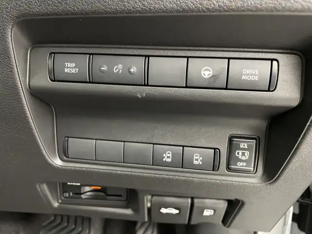 日産 セレナ e－パワー ハイウェイスター V 新潟県 2025(令7)年 0.1千km 白 プロパイロット緊急停止支援システム/インテリジェントルームミラー/NissanConnectナビゲーションシステム/Bluetooth/フルセグTV/インテリジェント アラウンドビューモニター/両側パワースライドドア/フットオープナー/レーダークルーズコントロール/アダプティブLEDヘッドライトシステム/純正16インチアルミホイール/ワイヤレス充電器/ブラインドスポットモニター/前後ドラレコ/スマートキー/ビルトインETC2.0