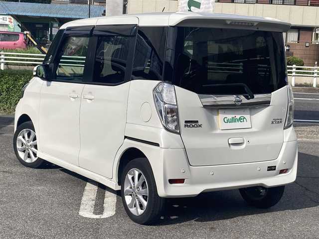 日産 デイズ ルークス ハイウェイスターX 千葉県 2019(令1)年 7.9万km ホワイトパール エマージェンシーブレーキ/衝突回避支援ブレーキサポート/車線逸脱警報機能/アラウンドビューモニター/純正SDナビTV/DVDビデオ&CD/地デジ　フルセグ/Bluetoothオーディオ/ETC/インテリジェントキー×2ケ/プッシュスタート/ドライブレコーダー/オートライト/オートマチックハイビーム/LEDヘッドライト/リアサーキュレーター/タッチパネル式オートエアコン/ステアリングスイッチ