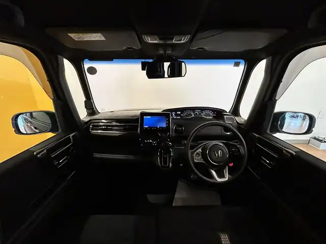 ホンダ Ｎ ＢＯＸ カスタム G L ホンダセンシング 群馬県 2019(令1)年 4万km クリスタルブラックパール ホンダセンシング/・衝突軽減ブレーキ/・リアコーナーセンサー/・レーンキープアシスト/・クルーズコントロール/・オートライト/純正７インチナビ/・AM/FM/USB/・CD/DVD/SD/・Bluetooth/バックカメラ/両側電動スライドドア/前後ドライブレコーダー/ETC/純正フロアマット/純正ドアバイザー/純正14インチアルミホイール/スマートキー/プッシュスタート