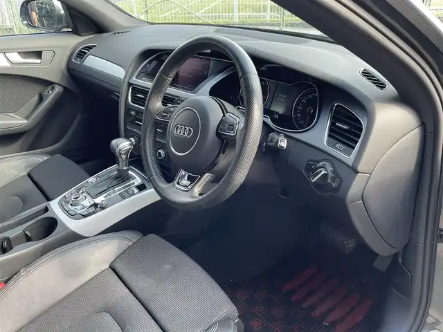 アウディ Ａ４ アバント 2．0 TFSI 神奈川県 2012(平24)年 4.9万km デイトナグレーパールエフェクト 純正ナビ(DVD/CD/AM/FM/BT/SD)/フルセグTV/バックカメラ/前席パワーシート/アイドリングストップ/横滑り防止装置/クリアランスソナー/前後フォグランプ/スマートキー/プッシュスタート/HIDヘッドライト/オートライト/オートワイパー/純正トノカバー/ビルトインETC/保証書/取扱説明書