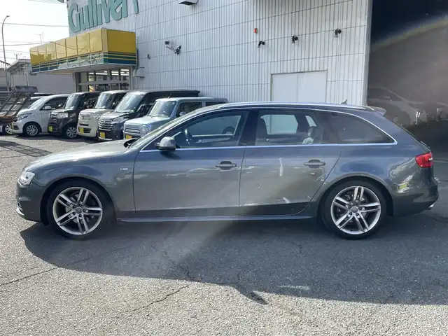 アウディ Ａ４ アバント 2．0 TFSI 神奈川県 2012(平24)年 4.9万km デイトナグレーパールエフェクト 純正ナビ(DVD/CD/AM/FM/BT/SD)/フルセグTV/バックカメラ/前席パワーシート/アイドリングストップ/横滑り防止装置/クリアランスソナー/前後フォグランプ/スマートキー/プッシュスタート/HIDヘッドライト/オートライト/オートワイパー/純正トノカバー/ビルトインETC/保証書/取扱説明書