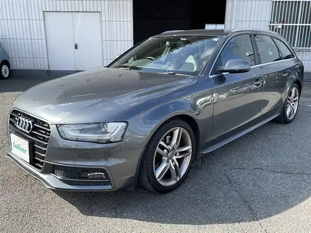 アウディ Ａ４ アバント 2．0 TFSI 神奈川県 2012(平24)年 4.9万km デイトナグレーパールエフェクト 純正ナビ(DVD/CD/AM/FM/BT/SD)/フルセグTV/バックカメラ/前席パワーシート/アイドリングストップ/横滑り防止装置/クリアランスソナー/前後フォグランプ/スマートキー/プッシュスタート/HIDヘッドライト/オートライト/オートワイパー/純正トノカバー/ビルトインETC/保証書/取扱説明書