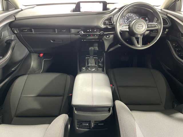 マツダ ＣＸ－３０ 20S ブラックトーンED 神奈川県 2022(令4)年 3.9万km ポリメタルグレーM マツダ8.8型コネクトSDナビゲーション/CD DVD　フルセグ/Bluetooth　HDMI　USB/360度ビューカメラ/i-ACTIVSENSE/スマートシティブレーキサポート/AT誤発進抑制機能/レーダークルーズコントロール/フロントリアパーキングセンサー/車線逸脱警報システム/レーンキープアシスト/ブラインドスポットモニタリング/接近車両検知/クルージングトラフィックサポート/ドライブセレクション/アイドリングストップ/パワーバックドア/ヘッドアップディスプレイ/自動防眩ルームミラー/アクティブドライビングディスプレイ交通標識認識システム/ドライビングアテンションアラート/革巻きステアリング/パドルシフト/純正前後ドライブレコーダー/純正ETC/電動パーキングブレーキ/オートブレーキホールド/プッシュスタート/スマートキー/アダブティブLEDヘッドライト/オートライト/シグネチャーLEDランプ付LEDリアコンビネーションランプ/純正リアスポイラー/純正18インチアルミホイール