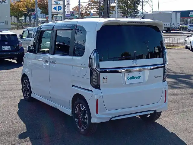 ホンダ Ｎ ＢＯＸ カスタム G L ターボ ホンダセンシング 福井県 2019(令1)年 6.8万km プラチナホワイトパール 4WD/純正8インチナビ（VXU-195NBi）/・（フルセグTV/CD/DVD/Bluetooth）/バックカメラ/両側パワースライドドア/ホンダセンシング/レーンキープアシスト/レーダークルーズコントロール/ETC/前後ドライブレコーダー/純正フロアマット/ステアリングリモコン/パドルシフト/オートLEDヘッドライト/電動格納ウィンカーミラー/純正15インチAW/スマートキー