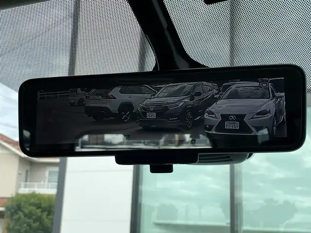 日産 セレナ e－パワー ハイウェイスター V 和歌山県 2020(令2)年 5.8万km ブリリアントホワイトパール 純正ナビ/アラウンドビューモニター/フルセグTV/純正フリップダウンモニター/両側パワースライドドア/エマージェンシーブレーキ/プロパイロット/前後コーナーセンサー/ビルトインETC/ドライブレコーダー/LEDヘッドライト/オートライト