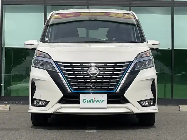 日産 セレナ e－パワー ハイウェイスター V 和歌山県 2020(令2)年 5.8万km ブリリアントホワイトパール 純正ナビ/アラウンドビューモニター/フルセグTV/純正フリップダウンモニター/両側パワースライドドア/エマージェンシーブレーキ/プロパイロット/前後コーナーセンサー/ビルトインETC/ドライブレコーダー/LEDヘッドライト/オートライト