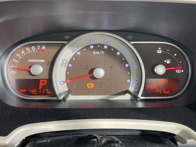 ダイハツ ミラ ココア プラスX 神奈川県 2017(平29)年 4.7万km パールホワイトⅢ 純正8型ナビゲーション【NMZM-W67D】/・Bluetooth/CD/DVD/フルセグ/AM/FM/バックカメラ/USB/アイドリングストップ/スマートキー/純正フロアマット/ベンチシート/LEDヘッドライト/フォグランプ/ルーフレール/ABS/盗難防止装置