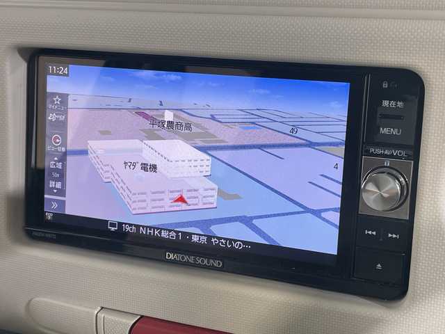 ダイハツ ミラ ココア プラスX 神奈川県 2017(平29)年 4.7万km パールホワイトⅢ 純正8型ナビゲーション【NMZM-W67D】/・Bluetooth/CD/DVD/フルセグ/AM/FM/バックカメラ/USB/アイドリングストップ/スマートキー/純正フロアマット/ベンチシート/LEDヘッドライト/フォグランプ/ルーフレール/ABS/盗難防止装置