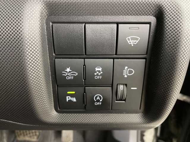 トヨタ ライズ G 道央・札幌 2020(令2)年 2.8万km ブラックマイカメタリック ・スマートアシスト/寒冷地仕様/・4WD/衝突被害軽減ブレーキ/・社外メモリナビ/・CD/DVD/BT/SD/フルセグ/・MTモード付AT/・オートライト/LEDライト/・オートハイビーム/・レーンキープアシスト/・運転席/助手席シートヒーター/・黒革調シートカバー/・純正エンジンスターター/・前後ドライブレコーダー/・スマートキー