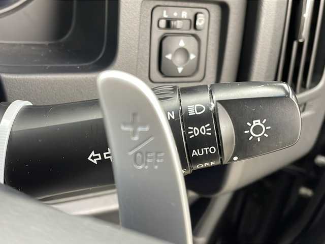 三菱 デリカＤ：５ D－Power package 秋田県 2018(平30)年 6.4万km アイガーグレーM/ダイヤモンドブラックマイカ 4WD/社外SDナビ/AM/FM/CD/DVD/Bluetooth/両側パワースライドドア　/バックカメラ　/クルーズコントロール　/横滑り防止装置/ルームミラー型ドライブレコーダー　/パドルシフト　/前席シートヒーター　/LEDヘッドライト/フォグランプ　/ビルトインETC/社外ブーストメーター　/社外フロアマット/社外ドアバイザー/本革ステアリング/ステアリングスイッチ