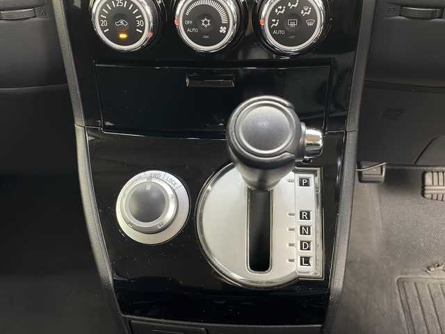 三菱 デリカＤ：５ D－Power package 秋田県 2018(平30)年 6.4万km アイガーグレーM/ダイヤモンドブラックマイカ 4WD/社外SDナビ/AM/FM/CD/DVD/Bluetooth/両側パワースライドドア　/バックカメラ　/クルーズコントロール　/横滑り防止装置/ルームミラー型ドライブレコーダー　/パドルシフト　/前席シートヒーター　/LEDヘッドライト/フォグランプ　/ビルトインETC/社外ブーストメーター　/社外フロアマット/社外ドアバイザー/本革ステアリング/ステアリングスイッチ