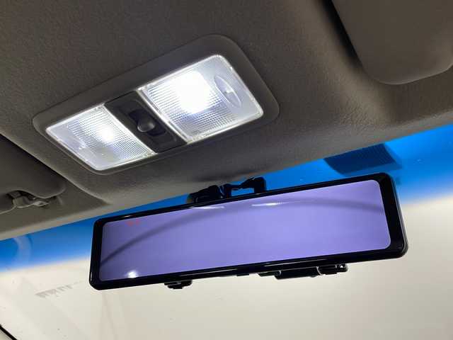 三菱 デリカＤ：５ D－Power package 秋田県 2018(平30)年 6.4万km アイガーグレーM/ダイヤモンドブラックマイカ 4WD/社外SDナビ/AM/FM/CD/DVD/Bluetooth/両側パワースライドドア　/バックカメラ　/クルーズコントロール　/横滑り防止装置/ルームミラー型ドライブレコーダー　/パドルシフト　/前席シートヒーター　/LEDヘッドライト/フォグランプ　/ビルトインETC/社外ブーストメーター　/社外フロアマット/社外ドアバイザー/本革ステアリング/ステアリングスイッチ