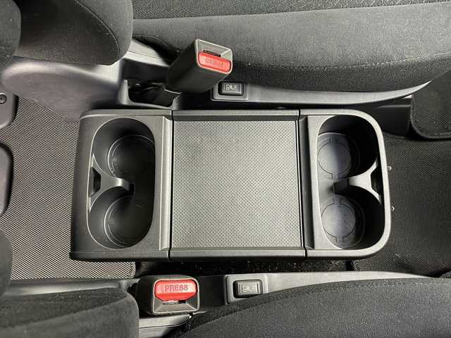 三菱 デリカＤ：５ D－Power package 秋田県 2018(平30)年 6.4万km アイガーグレーM/ダイヤモンドブラックマイカ 4WD/社外SDナビ/AM/FM/CD/DVD/Bluetooth/両側パワースライドドア　/バックカメラ　/クルーズコントロール　/横滑り防止装置/ルームミラー型ドライブレコーダー　/パドルシフト　/前席シートヒーター　/LEDヘッドライト/フォグランプ　/ビルトインETC/社外ブーストメーター　/社外フロアマット/社外ドアバイザー/本革ステアリング/ステアリングスイッチ