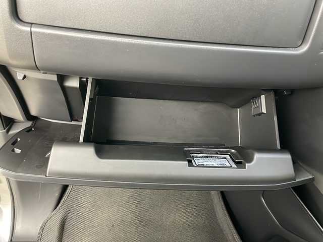 三菱 デリカＤ：５ D－Power package 秋田県 2018(平30)年 6.4万km アイガーグレーM/ダイヤモンドブラックマイカ 4WD/社外SDナビ/AM/FM/CD/DVD/Bluetooth/両側パワースライドドア　/バックカメラ　/クルーズコントロール　/横滑り防止装置/ルームミラー型ドライブレコーダー　/パドルシフト　/前席シートヒーター　/LEDヘッドライト/フォグランプ　/ビルトインETC/社外ブーストメーター　/社外フロアマット/社外ドアバイザー/本革ステアリング/ステアリングスイッチ