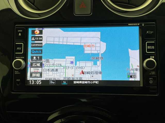 日産 ノート e－パワー X 宮崎県 2017(平29)年 5.9万km シャイニングブルー エマ―ジェンシーブレーキ/車線逸脱警報/クリアランスソナー/インテリジェントルームミラー/純正7インチSDナビ/フルセグTV/CD/DVD/Bluetooth/アラウンドビューモニター/LEDヘッドライト/純正ナビ一体型ドライブレコーダー/ETC/スマートキー×2/取扱説明書/ナビ取扱説明書