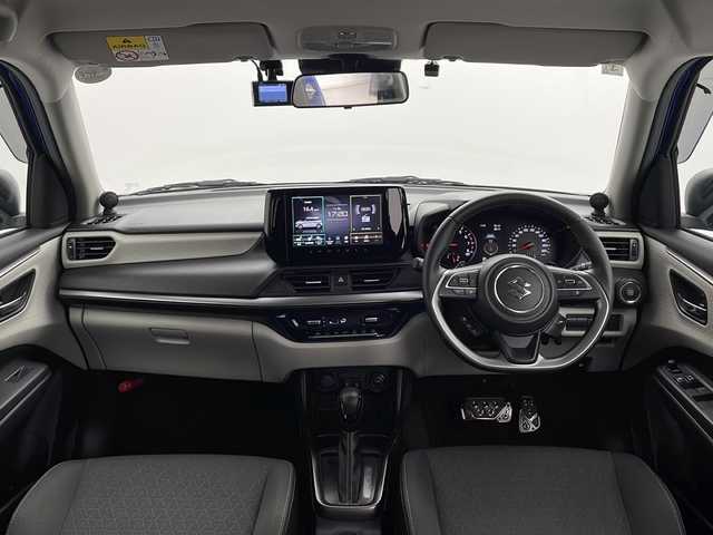 スズキ スイフト HYBRID MZ 愛知県 2024(令6)年 1.4万km 青 禁煙車/純正ディスプレイオーディオ/(AM/FM/USB/BT//iPod)/バックカメラ/ビルトインETC/フロントサイドスポイラー/シートヒーター/前後ドライブレコーダー/デュアルブレーキサポートII/ケンウッドスピーカー/プッシュスタート/スマートキー/ステアリングスイッチ/クルーズコントロール/BSM/LEDヘッドライト/オートライト/フロントフォグランプ/純正フロアマット/純正ドアバイザー