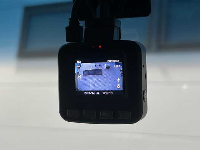 ダイハツ タント カスタム X トップED SA Ⅲ 東京都 2017(平29)年 9万km ブラックマイカメタリック (株)IDOMが運営する【じしゃロン国分寺店】の自社ローン対象車両になります。こちらは現金ご利用時の価格です。自社ローンご希望の方は別途その旨お申付け下さい。/社外ナビ/バックカメラ/Bluetooth接続/フルセグテレビ/ハーフレザー/シートヒーター/片側パワースライドドア/衝突被害軽減システム/オートマチックハイビーム/LEDヘッドライト/リアウィンドウサンシェード付き/備考：/ステアリングスイッチが作動しない/ドラレコSDカードなし、作動しない/HDMI動作未確認