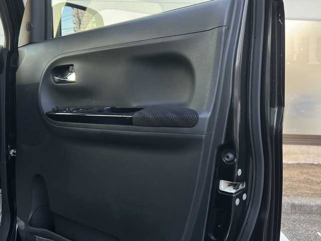 ダイハツ タント カスタム X トップED SA Ⅲ 東京都 2017(平29)年 9万km ブラックマイカメタリック (株)IDOMが運営する【じしゃロン国分寺店】の自社ローン対象車両になります。こちらは現金ご利用時の価格です。自社ローンご希望の方は別途その旨お申付け下さい。/社外ナビ/バックカメラ/Bluetooth接続/フルセグテレビ/ハーフレザー/シートヒーター/片側パワースライドドア/衝突被害軽減システム/オートマチックハイビーム/LEDヘッドライト/リアウィンドウサンシェード付き/備考：/ステアリングスイッチが作動しない/ドラレコSDカードなし、作動しない/HDMI動作未確認