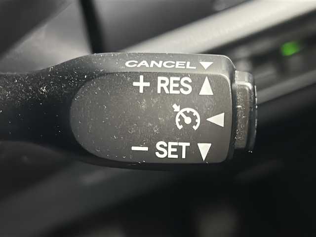 トヨタ ヴォクシー ZS 煌Ⅲ 宮城県 2020(令2)年 7.4万km ブラック 禁煙車/純正フリップダウンモニター/トヨタセーフティセンス/・プリクラッシュセーフティ/・レーンディパーチャーアラート/・オートマチックハイビーム/・先行車発進告知/クルーズコントロール/純正9インチSDナビ/・BT/CD/DVD/SD/フルセグTV/両側パワースライドドア/バックカメラ/前後ドライブレコーダー/ビルトインETC/ハーフレザーシート/革巻きステアリング/ステアリングスイッチ/プッシュスタート/スマートキー/後席ロールサンシェード/シートバックテーブル/LEDヘッドライト/LEDフォグランプ/純正16インチアルミホイール/純正ドアバイザー/社外フロアマット/横滑り防止装置/アイドリングストップ