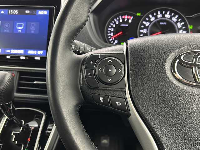 トヨタ ヴォクシー ZS 煌Ⅲ 宮城県 2020(令2)年 7.4万km ブラック 禁煙車/純正フリップダウンモニター/トヨタセーフティセンス/・プリクラッシュセーフティ/・レーンディパーチャーアラート/・オートマチックハイビーム/・先行車発進告知/クルーズコントロール/純正9インチSDナビ/・BT/CD/DVD/SD/フルセグTV/両側パワースライドドア/バックカメラ/前後ドライブレコーダー/ビルトインETC/ハーフレザーシート/革巻きステアリング/ステアリングスイッチ/プッシュスタート/スマートキー/後席ロールサンシェード/シートバックテーブル/LEDヘッドライト/LEDフォグランプ/純正16インチアルミホイール/純正ドアバイザー/社外フロアマット/横滑り防止装置/アイドリングストップ