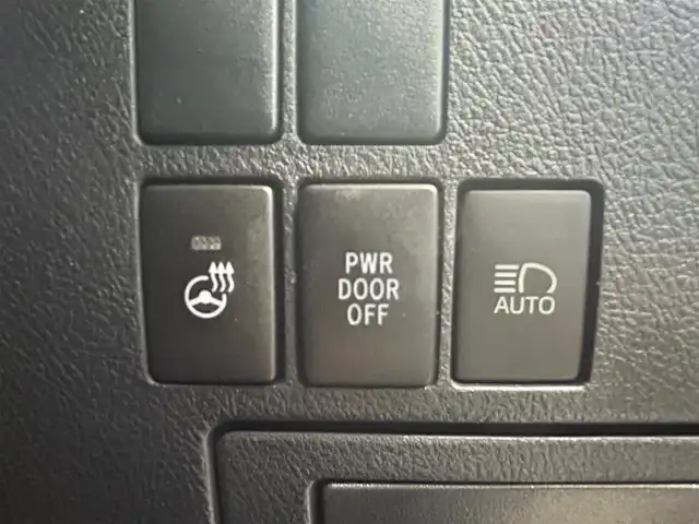 トヨタ アルファード S Cパッケージ 鹿児島県 2018(平30)年 5万km ホワイトパールクリスタルシャイン 禁煙車/純正SDナビ/　（Bluetooth.フルセグTV）/バックモニター/純正フリップダウンモニター/両側パワースライドドア/トヨタセーフティセンス/・プリクラッシュセーフティ/・アダプティブクルーズコントロール/・レーントレーシングアシスト/・ロードサインアシスト/・先行車発進お知らせ機能/ブラインドスポットモニター/クリアランスソナー/デジタルインナーミラー/前席シートヒーター、シートベンチレーション/ステアリングヒーター/置くだけ充電/パワーバックドア