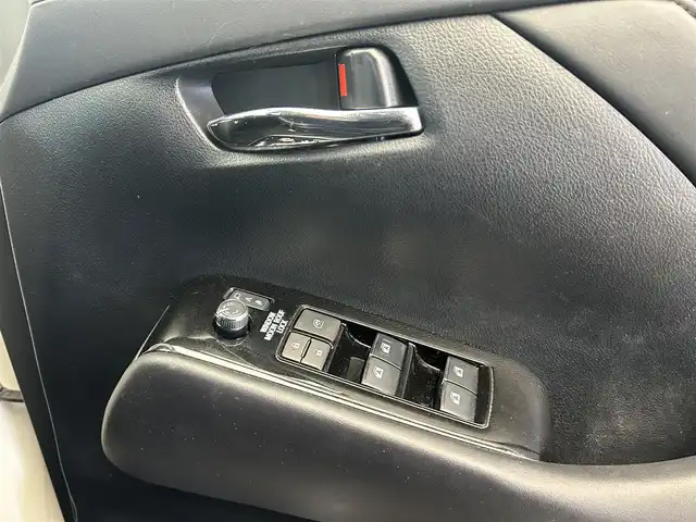 トヨタ アルファード S Cパッケージ 鹿児島県 2018(平30)年 5万km ホワイトパールクリスタルシャイン 禁煙車/純正SDナビ/　（Bluetooth.フルセグTV）/バックモニター/純正フリップダウンモニター/両側パワースライドドア/トヨタセーフティセンス/・プリクラッシュセーフティ/・アダプティブクルーズコントロール/・レーントレーシングアシスト/・ロードサインアシスト/・先行車発進お知らせ機能/ブラインドスポットモニター/クリアランスソナー/デジタルインナーミラー/前席シートヒーター、シートベンチレーション/ステアリングヒーター/置くだけ充電/パワーバックドア