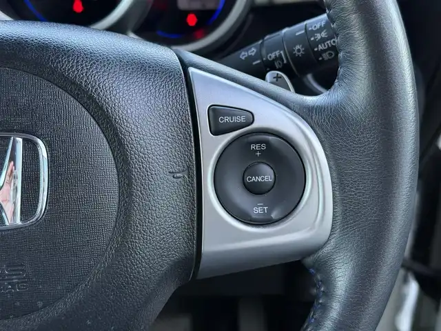 ホンダ Ｎ ＢＯＸ カスタム ターボ SSブラックSパッケージ 東京都 2016(平28)年 7万km プレミアムホワイトパールⅡ 純正ナビ/バックカメラ/ビルトインＥＴＣ/クルーズコントロール/両側電動スライドドア/ハーフレザーシート/シートヒーター/シティブレーキアクティブシステム/横滑り防止/プッシュスタート/パドルシフト/ＨＩＤヘッドライト/フォグランプ/純正フロアマット/純正１５インチＡＷ/ドアバイザー/スマートキー