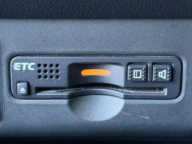 ホンダ Ｎ ＢＯＸ カスタム ターボ SSブラックSパッケージ 東京都 2016(平28)年 7万km プレミアムホワイトパールⅡ 純正ナビ/バックカメラ/ビルトインＥＴＣ/クルーズコントロール/両側電動スライドドア/ハーフレザーシート/シートヒーター/シティブレーキアクティブシステム/横滑り防止/プッシュスタート/パドルシフト/ＨＩＤヘッドライト/フォグランプ/純正フロアマット/純正１５インチＡＷ/ドアバイザー/スマートキー