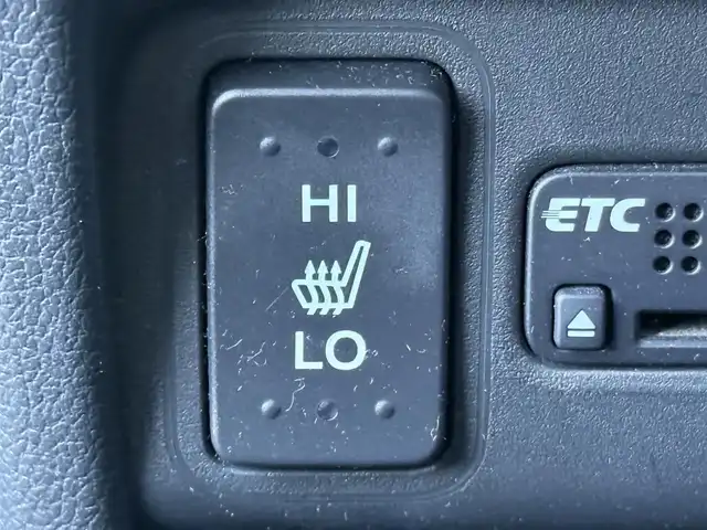 ホンダ Ｎ ＢＯＸ カスタム ターボ SSブラックSパッケージ 東京都 2016(平28)年 7万km プレミアムホワイトパールⅡ 純正ナビ/バックカメラ/ビルトインＥＴＣ/クルーズコントロール/両側電動スライドドア/ハーフレザーシート/シートヒーター/シティブレーキアクティブシステム/横滑り防止/プッシュスタート/パドルシフト/ＨＩＤヘッドライト/フォグランプ/純正フロアマット/純正１５インチＡＷ/ドアバイザー/スマートキー