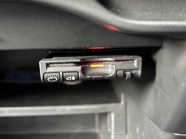 日産 ノート e－パワー X 宮城県 2017(平29)年 7.9万km ガーネットレッド 登録時走行距離78337km/純正SDナビ/ワンセグTV/CD/DVD/Bluetooth/全方位カメラ/アラウンドビューモニター・/デジタルインナーミラー/衝突軽減ブレーキ/横滑り防止装置/オートライト/コーナーセンサー/ステアリングリモコン/盗難防止装置/電動格納ミラー/ヘッドライト/フォグランプ/純正フロアマット